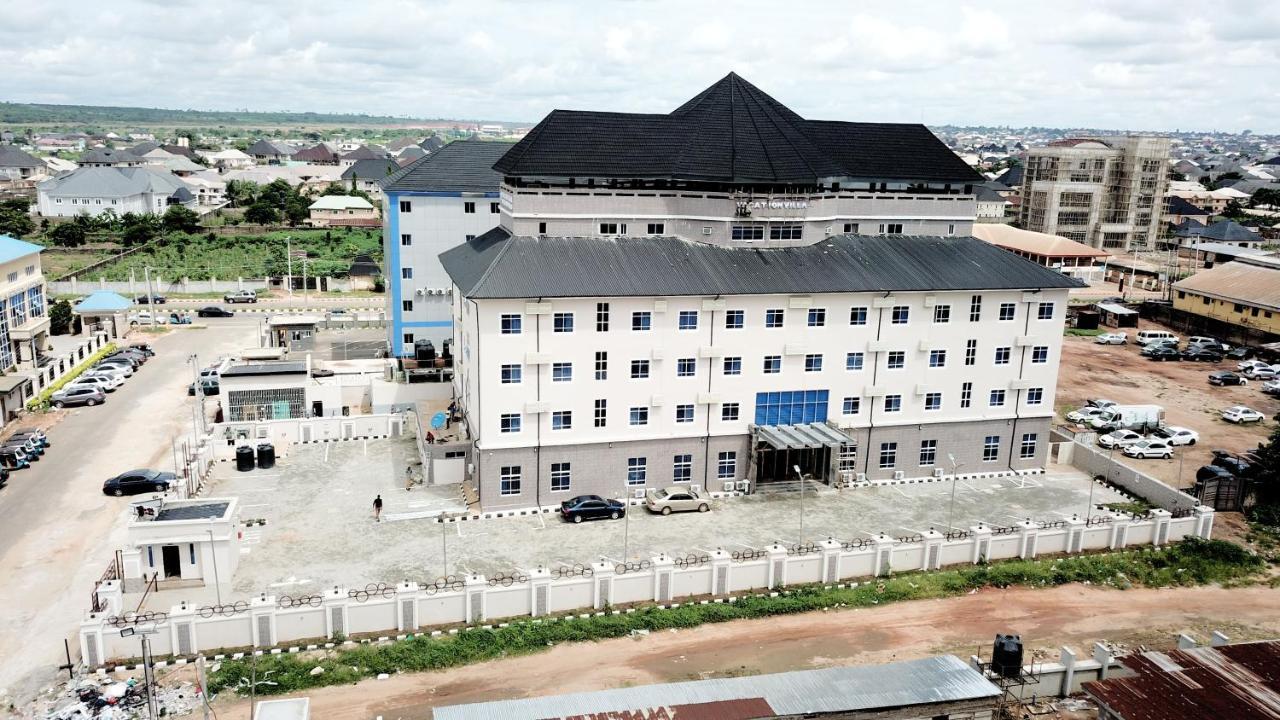Vacation Villa Hotels And Suites Asaba Exterior photo